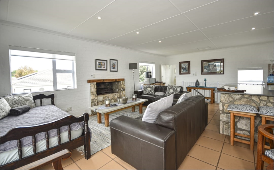 7 Bedroom Property for Sale in Stilbaai Wes Western Cape